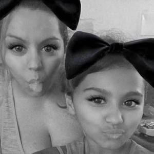 Meet your Posher, Pamela